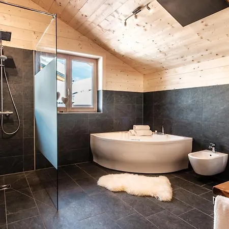 Heidi Falkert Heidialm - Bergwinter *